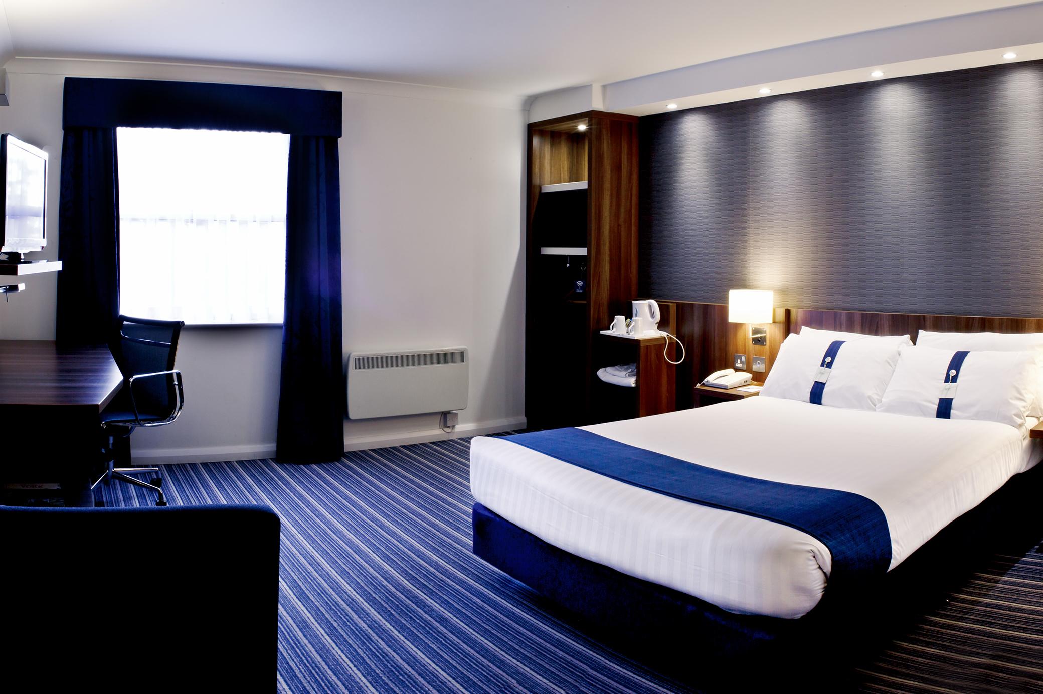 Holiday Inn Express London Gatwick Crawley, An Ihg Hotel Dış mekan fotoğraf