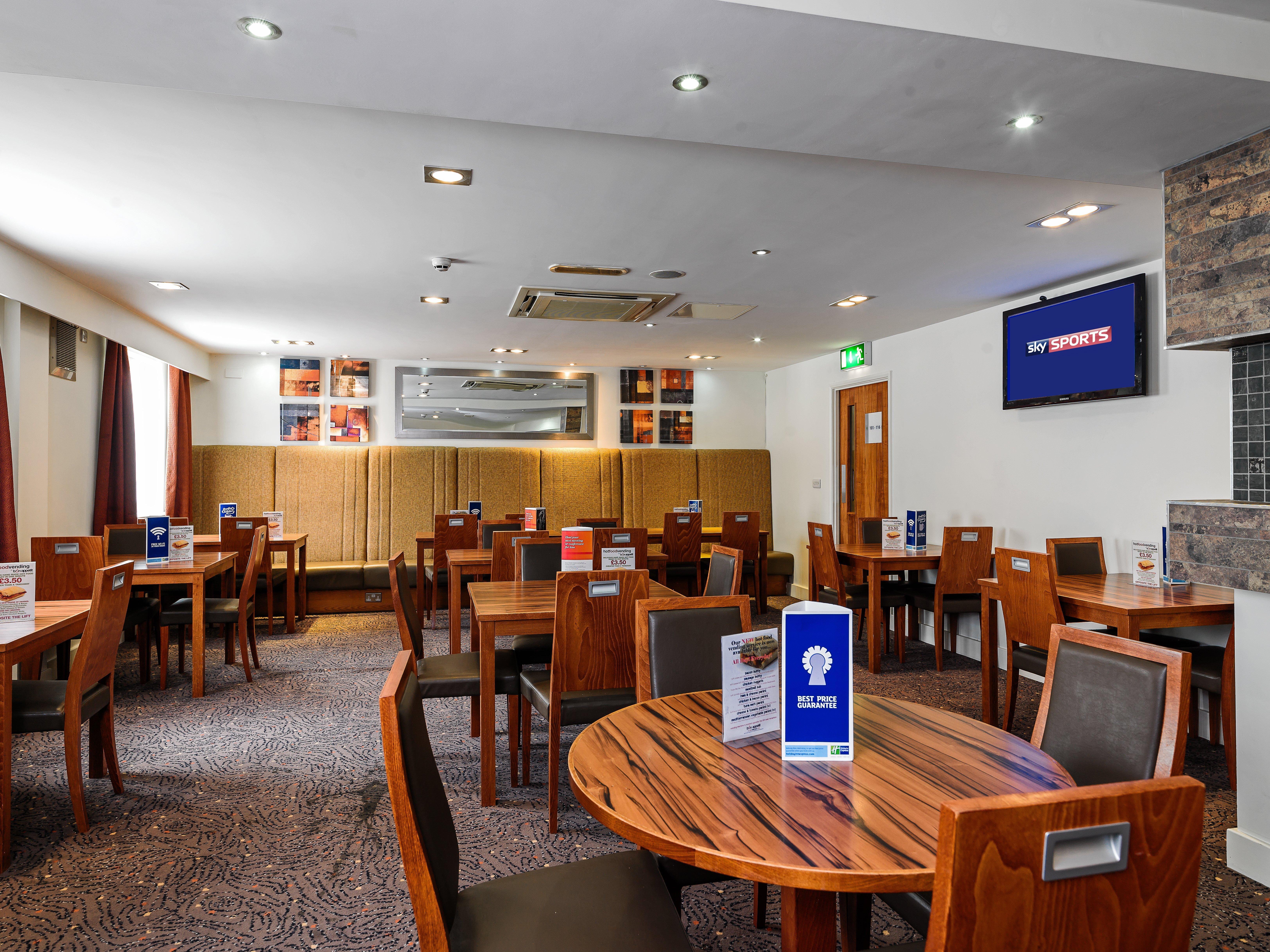 Holiday Inn Express London Gatwick Crawley, An Ihg Hotel Dış mekan fotoğraf